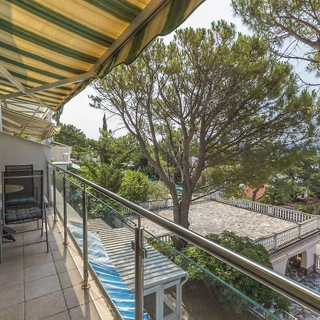 Apartment Komfortables Nur 200 Meter Zum Mit Meerblick, Privatem Balkon Mit Liegen *