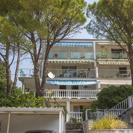 Komfortables Nur 200 Meter Zum Mit Meerblick, Privatem Balkon Mit Liegen Apartment *